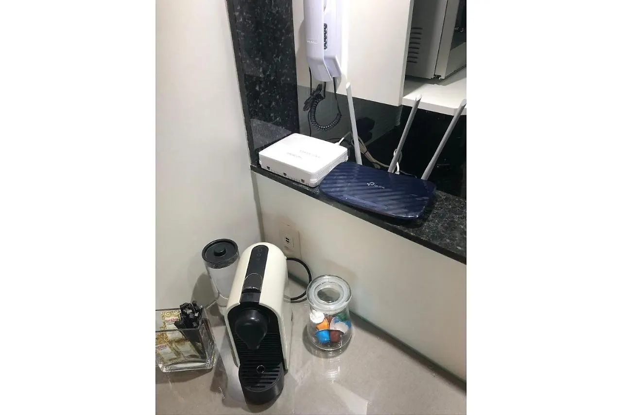 Resort em Arraial do Cabo, Desfrute de momentos inesquecíveis em uma apartamento de luxo com 2 quartos, 2 banheiros e 2 vagas de carro entre a praia e a lagoa Brasil