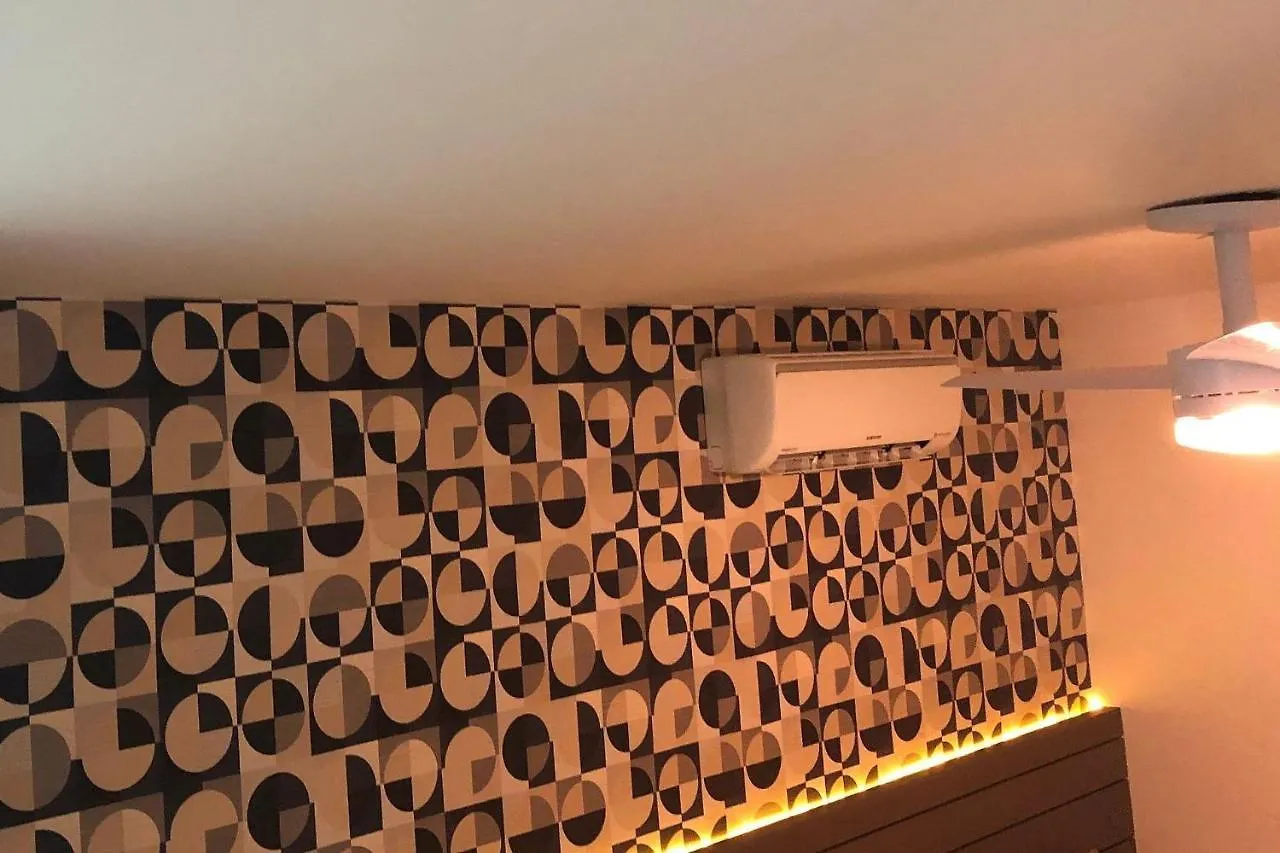 Resort em Arraial do Cabo, Desfrute de momentos inesquecíveis em uma apartamento de luxo com 2 quartos, 2 banheiros e 2 vagas de carro entre a praia e a lagoa Brasil