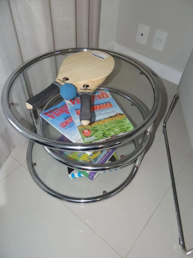 Resort em Arraial do Cabo, Desfrute de momentos inesquecíveis em uma apartamento de luxo com 2 quartos, 2 banheiros e 2 vagas de carro entre a praia e a lagoa